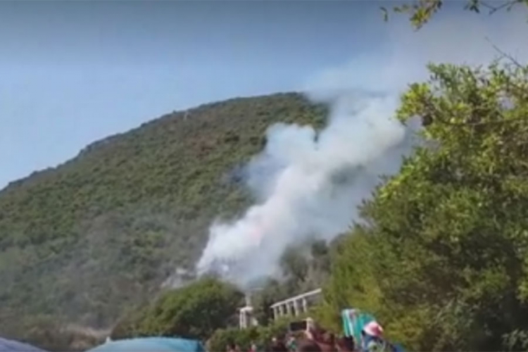 Požari i dalje bukte u Crnoj Gori, uhapšen turista