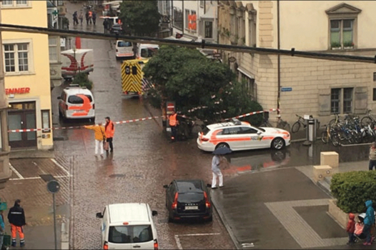Napad motornom testerom u Švajcarskoj nije terorizam, napadač u bjekstvu