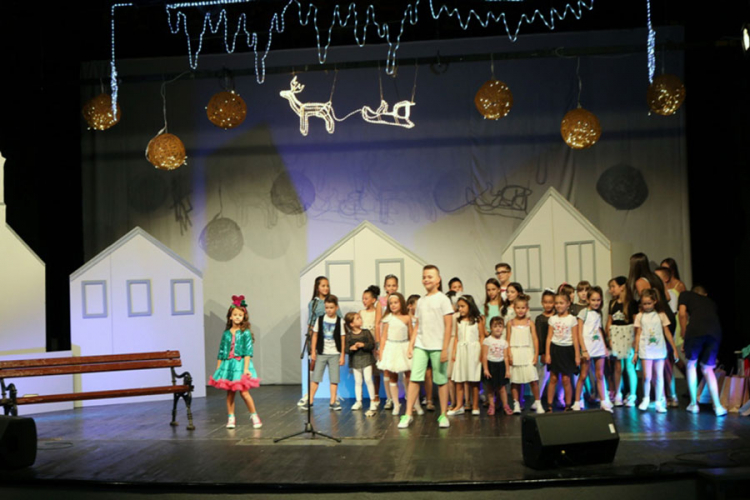 Osmi međunarodni dječiji festival počeo u Mrkonjić Gradu