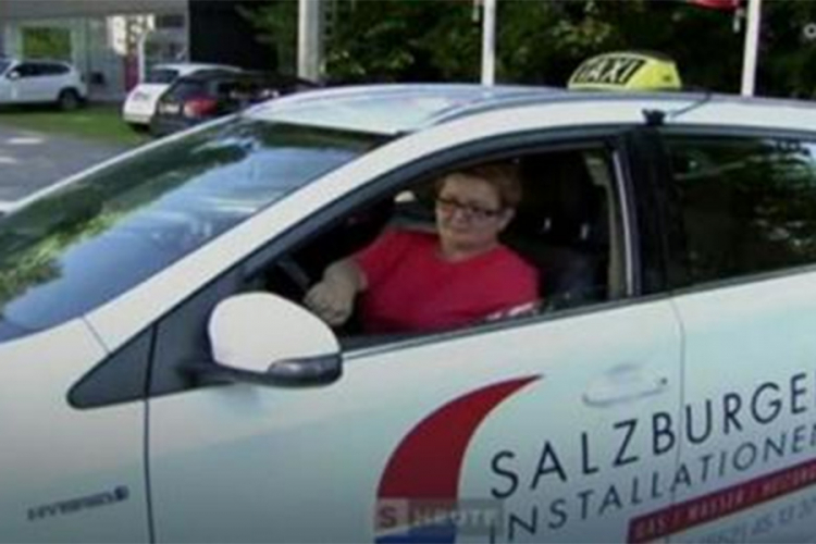 Banjalučanka koja taksira u Austriji pronašla i vratila novac jednom od šefova Microsofta