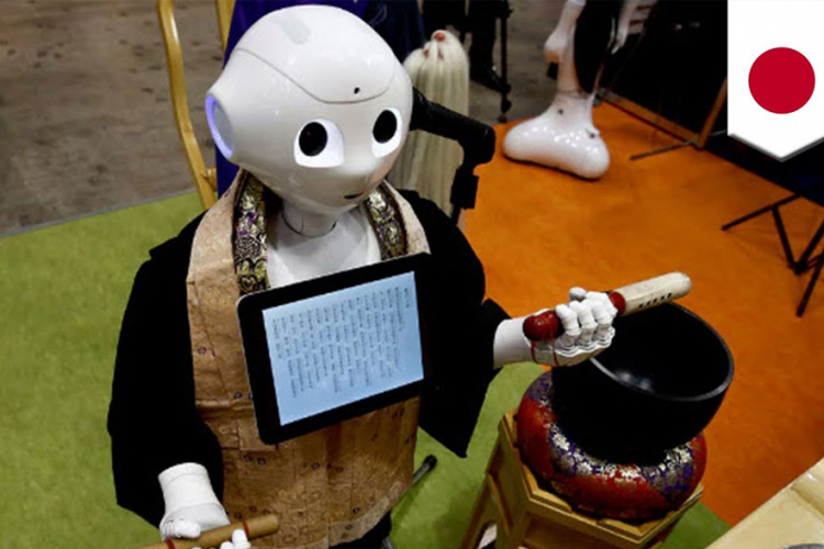 Japanci imaju robota za sahrane