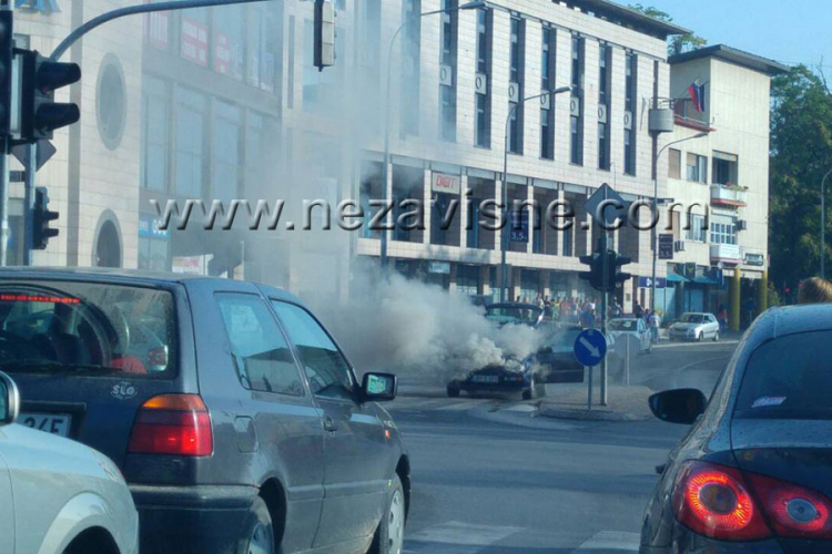 Zapalio se automobil u centru Banjaluke