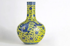 Kineska vaza prodana za pet miliona franaka
