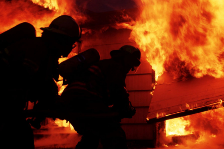 Požari u Srbiji, jak vjetar pravi probleme