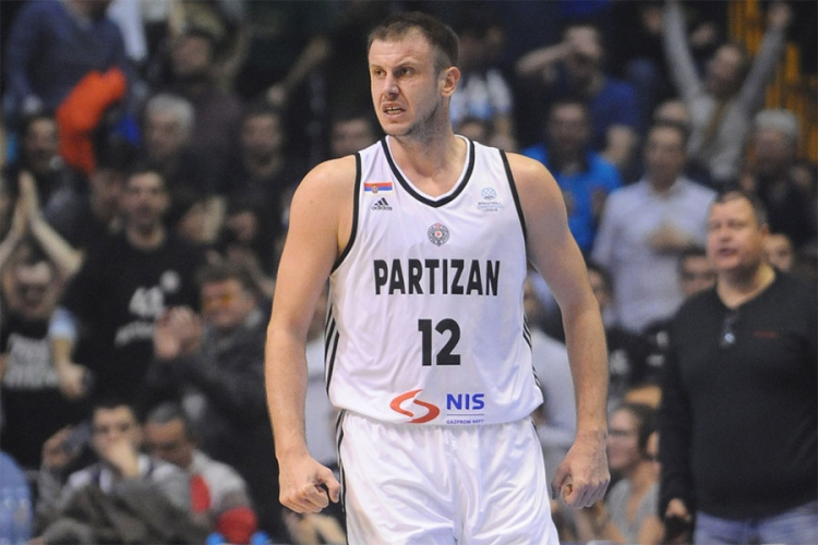 Veličković potpisao novi ugovor sa Partizanom