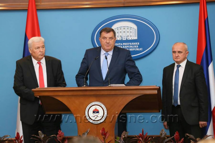 Dodik: Suspenzija nije trajno odustajanje od referenduma