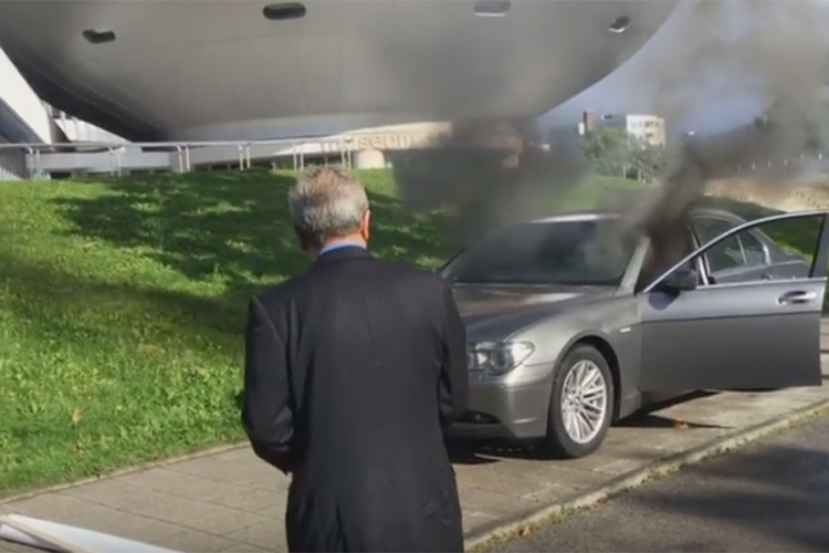 Zapalio sopstveni BMW ispred sjedišta kompanije u Minhenu