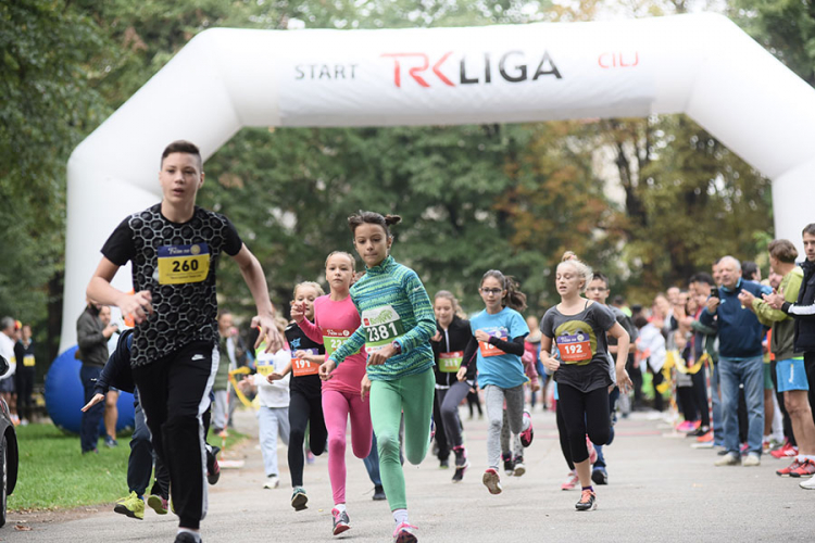 150 učesnika TRKLIGE trčalo za humanost