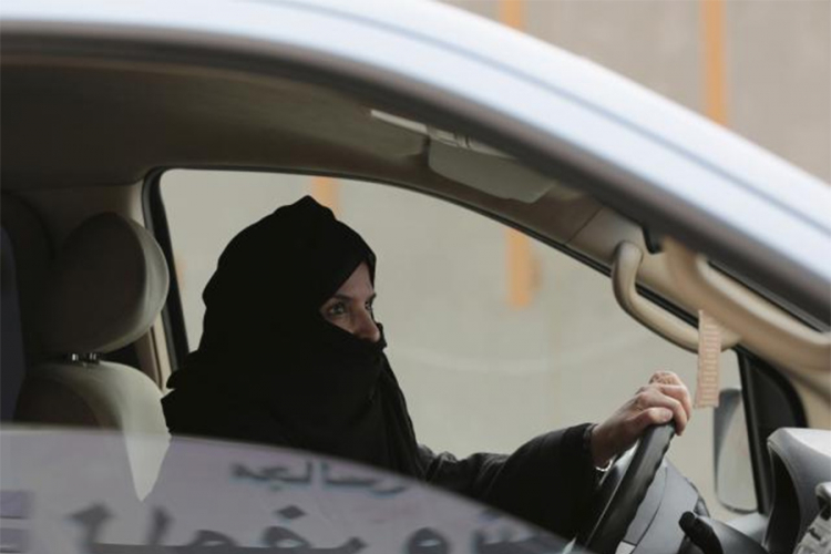 Velika prekretnica: Saudijke od danas mogu da voze automobile