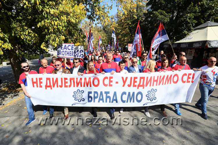 Mirna šetnja Ujedinjene Srpske protiv podjela i sukoba