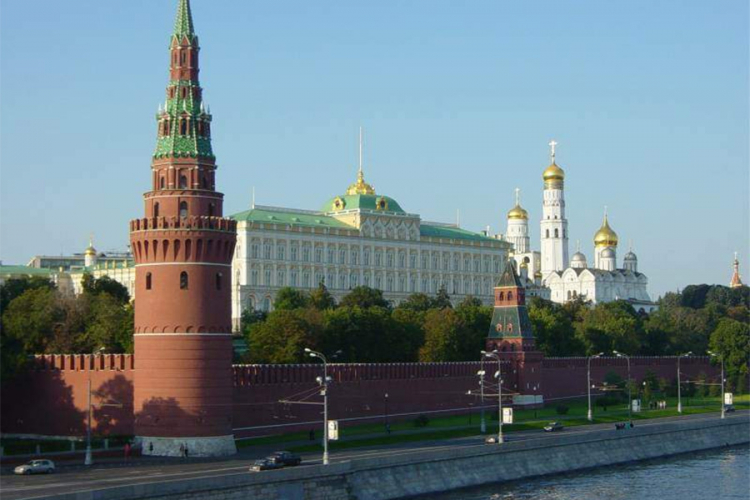 Moskva: SAD se pretvaraju da se bore protiv Islamske države