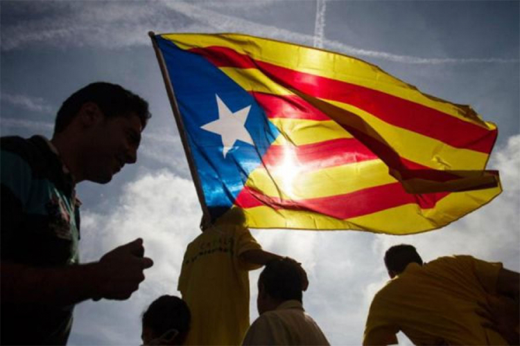 Španski sud poništio proglašenje nezavisnosti Katalonije; Oglasio se i Pudždemon
