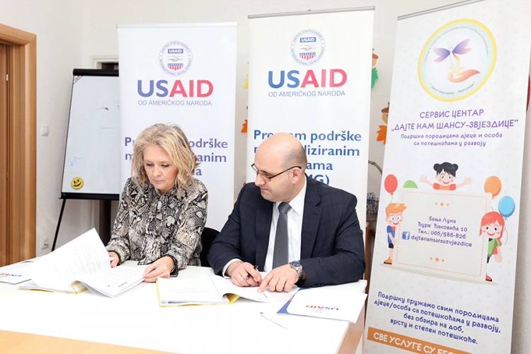 USAID donirao više od 70.000 KM Centru 'Dajte nam šansu - Zvjezdice'