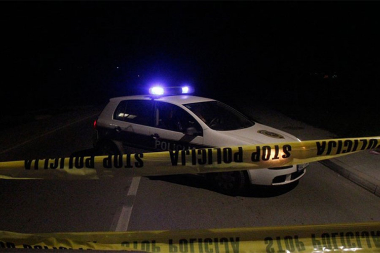Tužan dan u Kalesiji: U sudaru tri automobila poginuli žena i petnaestogodišnjak