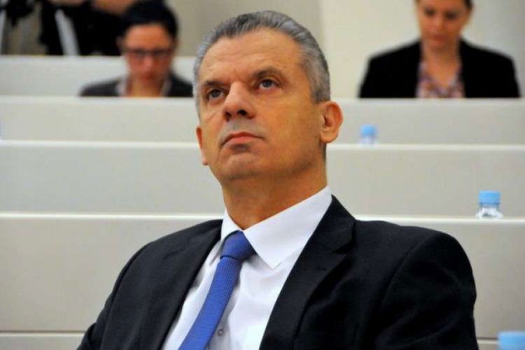 Šarović ne vjeruje da će Radončić povući svog ministra