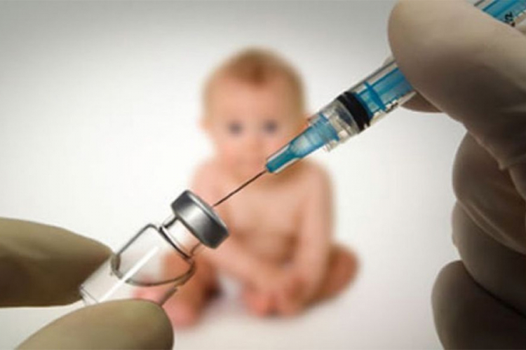 Krivične prijave protiv javnih ličnosti, protivnika vakcinisanja djece