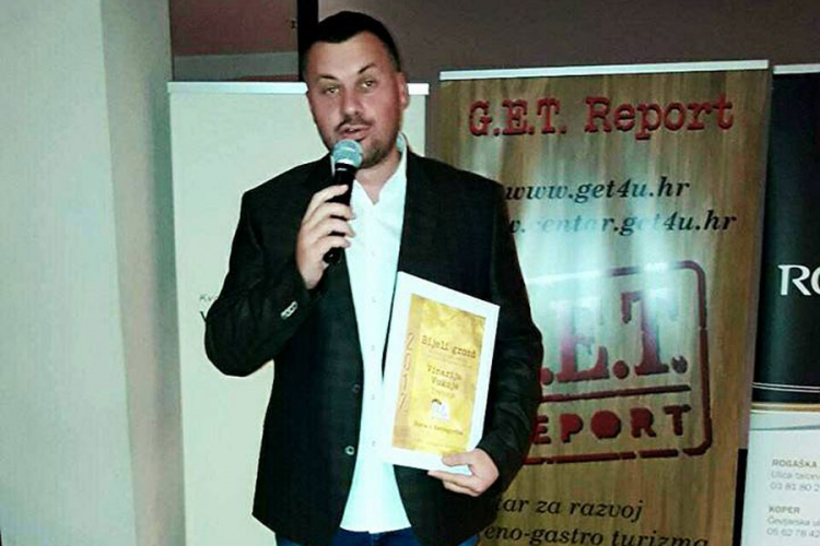 Vrhunac uspješne godine: "Podrumu Vukoje 1982" nagrada za najbolji kvalitet vina
