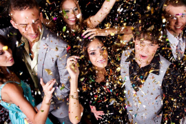 Bogata ponuda za proslavu Nove godine: Klubovi i restorani već popunjeni