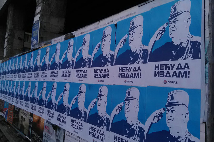 Beograd oblijepljen plakatima generala Mladića