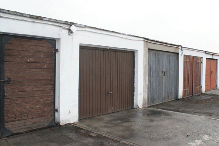 Grad Banjaluka prodaje 87 garaža