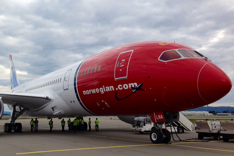 norwegian air shuttle