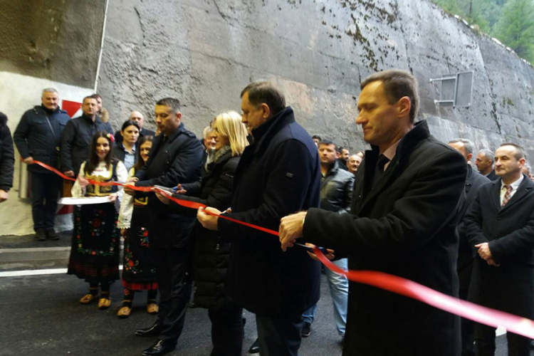Otvoren rekonstruisani tunel "Kalovita brda" na putu Ljubogošta-Pale