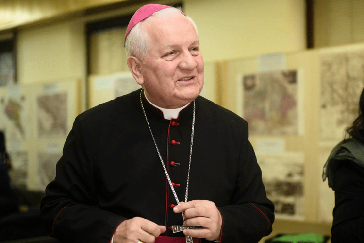 Franjo Komarica, biskup banjalučki za Nezavisne: Sin Božji želi ući u svako ljudsko srce