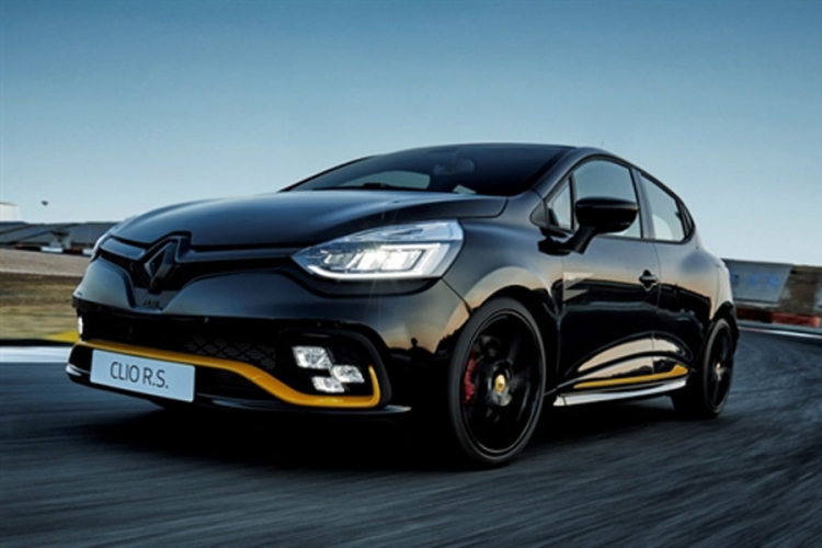 Poslastica iz Renaulta: Crna zvijer sa 220 KS