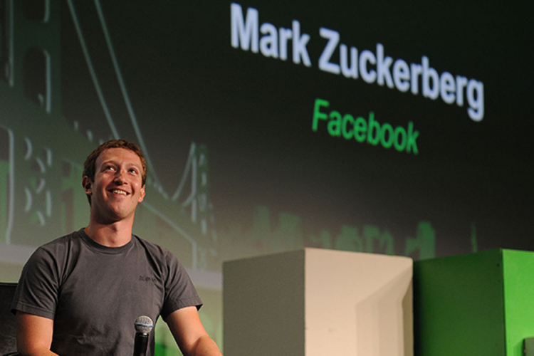 Zakerberg izgubio 3,3 milijarde dolara zbog promjena na Facebooku