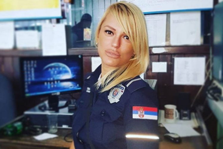 Za Lidiju kažu da je najseksipilnija srpska policajka