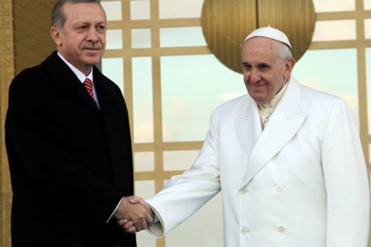 Erdoan na poziv pape Franje putuje u Vatikan