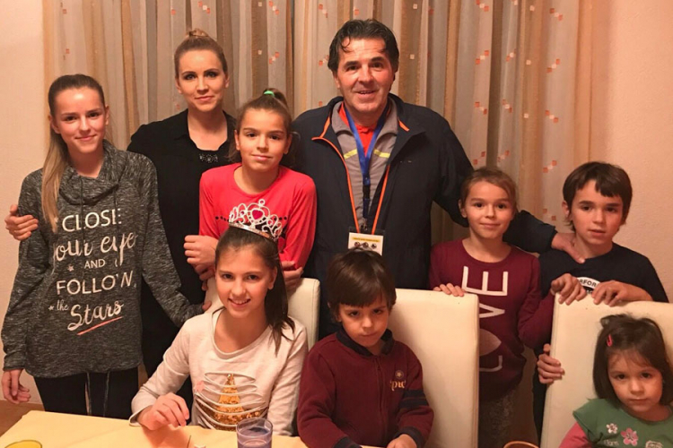 Devetočlana porodica živi karate život: Braća i sestre berači medalja
