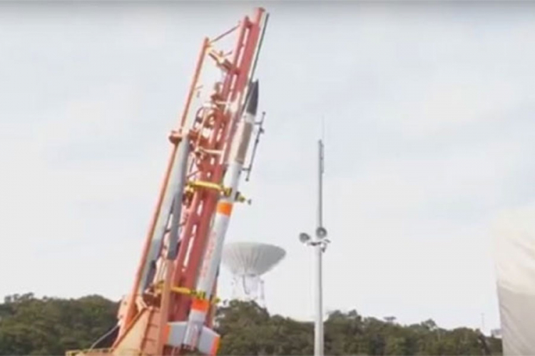 Japan u orbitu lansirao najmanju raketu na svijetu