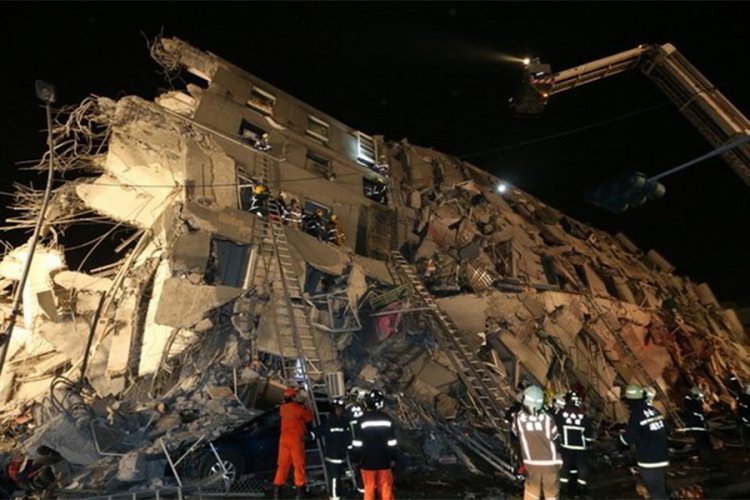 Najmanje četiri osobe poginule na Tajvanu, po ruševinama se trazi 145 ljudi