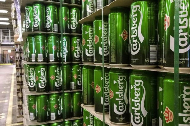 Prodaja Carlsberga opala zbog ruskog limitiranja veličine boca