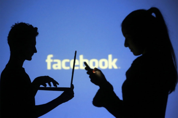 Facebook postaje društvena mreža za starije