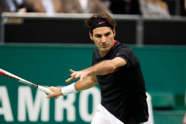 Federer u petoj brzini krenuo ka prvom mjestu