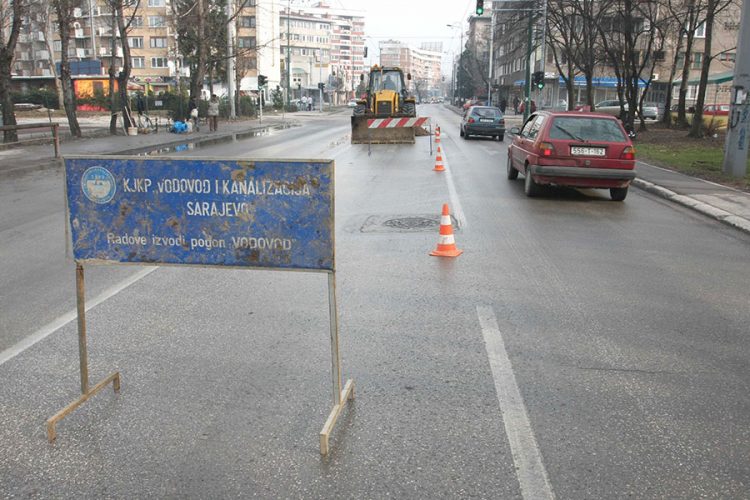 U Sarajevu ponovo na snazi redukcije, bez vode i na debelom minusu