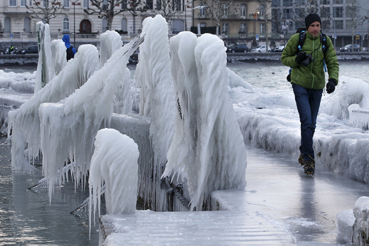 Hladni talas u Evropi odnio najmanje 24 života