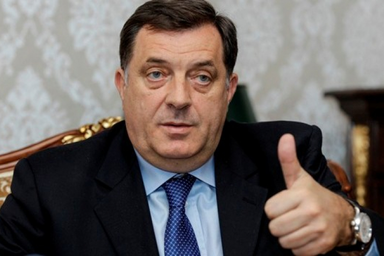 Dodik: Srpska neće prihvatiti nijednu odluku visokog predstavnika