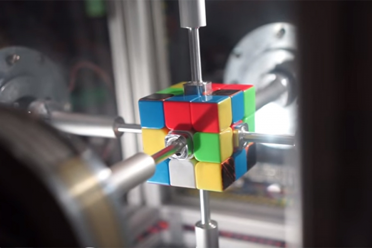 Robot postavio novi rekord u rješavanju Rubikove kocke
