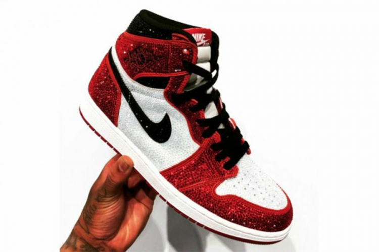 Nove Nike Air Jordan sa Swarovski kristalima