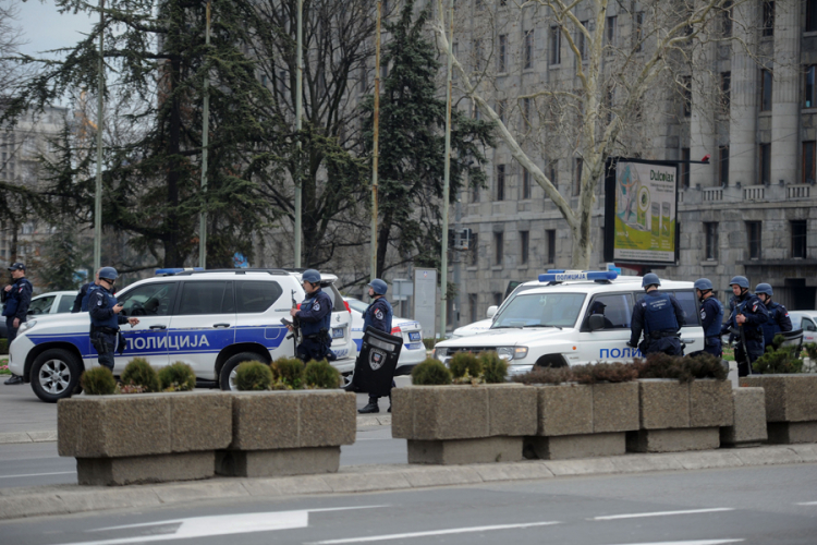 Ratni veteran prijetio bombom ispred Skupštine Srbije, pa se predao