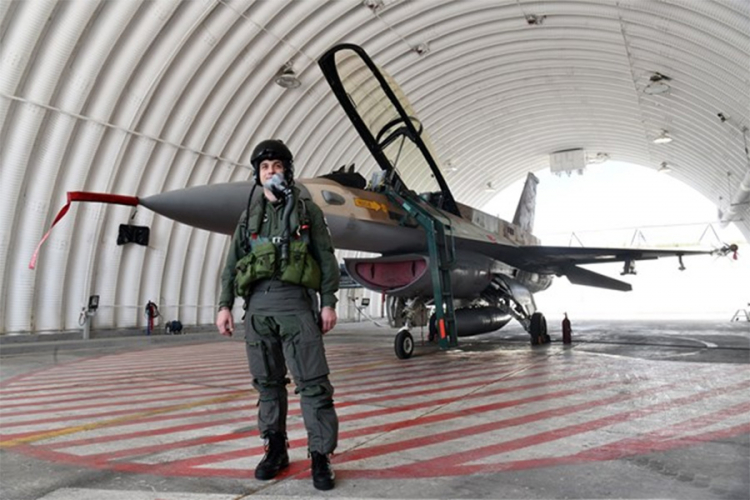 Hrvatski pilot testirao izraelski avion