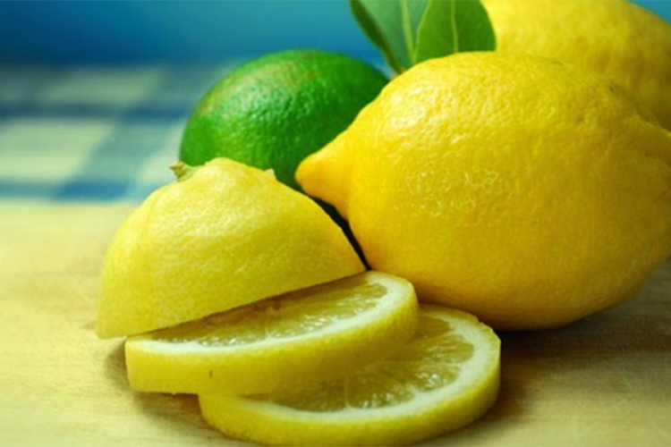 Limun, za blistave zube i gipko tijelo