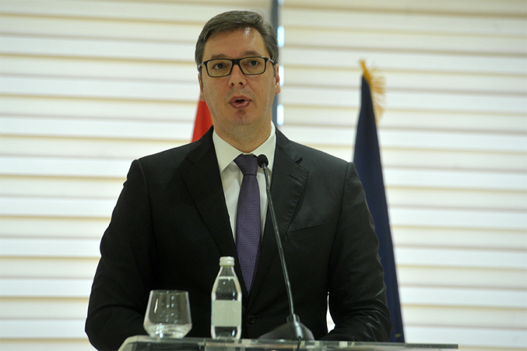 Vučić: Od Merkel očekujem razumijevanje za Srbiju