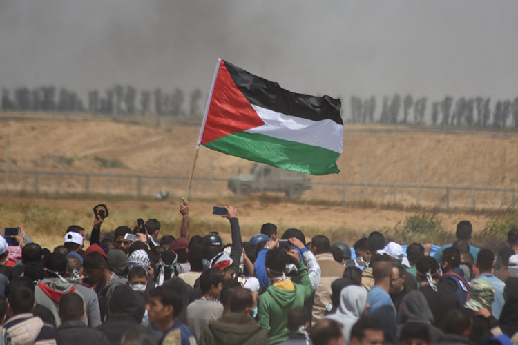 Tokom današnjih demonstracija u Gazi ranjeno više od 500 Palestinaca