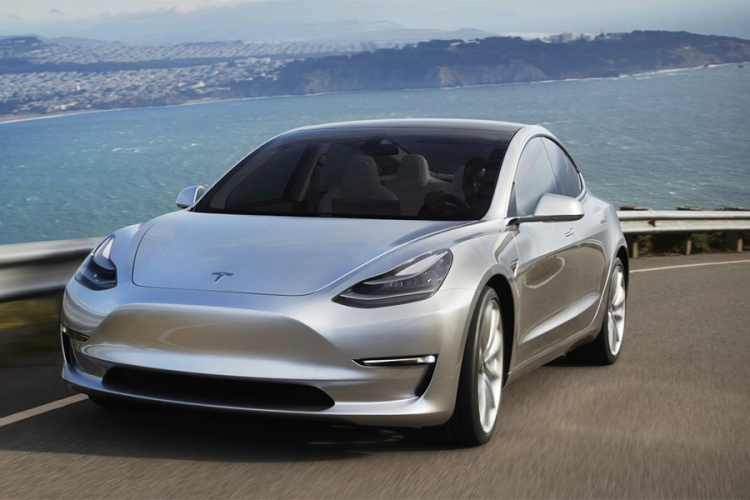 Tesla prekida proizvodnju Modela 3