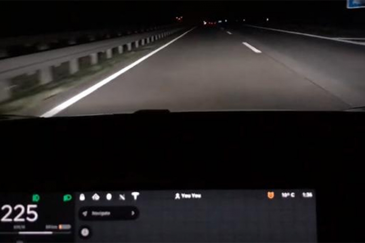 Kako izgleda kada Model 3 ubrzava do maksimalne brzine