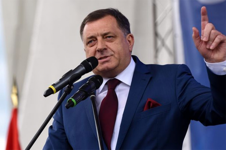 Dodik: Ja stojim iza policije Republike Srpske